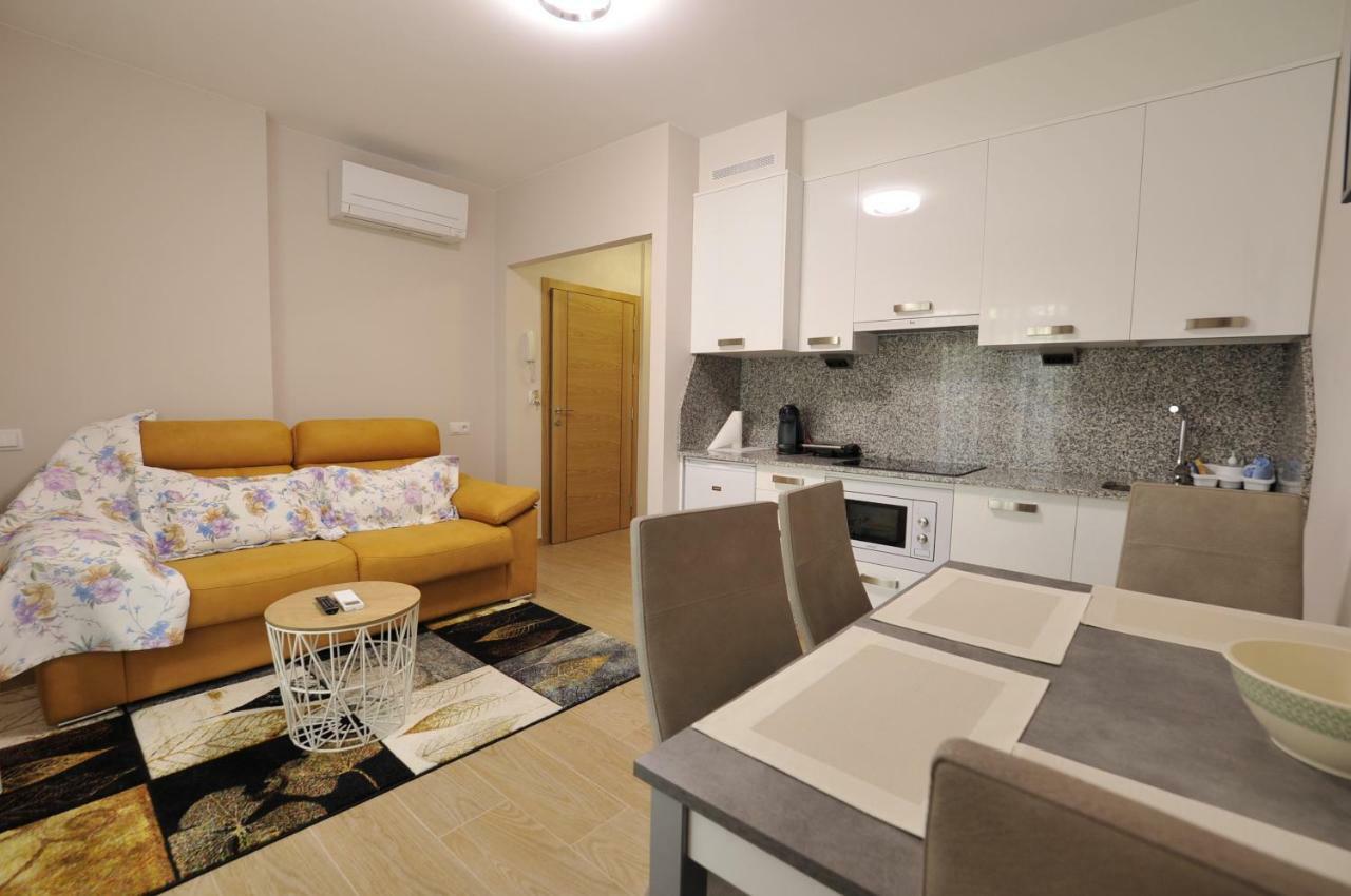 Apartamentos Playa Compostela Вілагарсія-де-Ароуса Екстер'єр фото