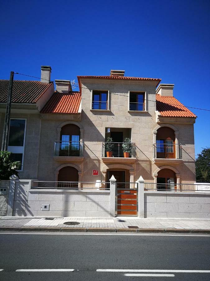 Apartamentos Playa Compostela Вілагарсія-де-Ароуса Екстер'єр фото